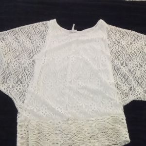 ⚡3/$25⚡ Lace short sleeve top